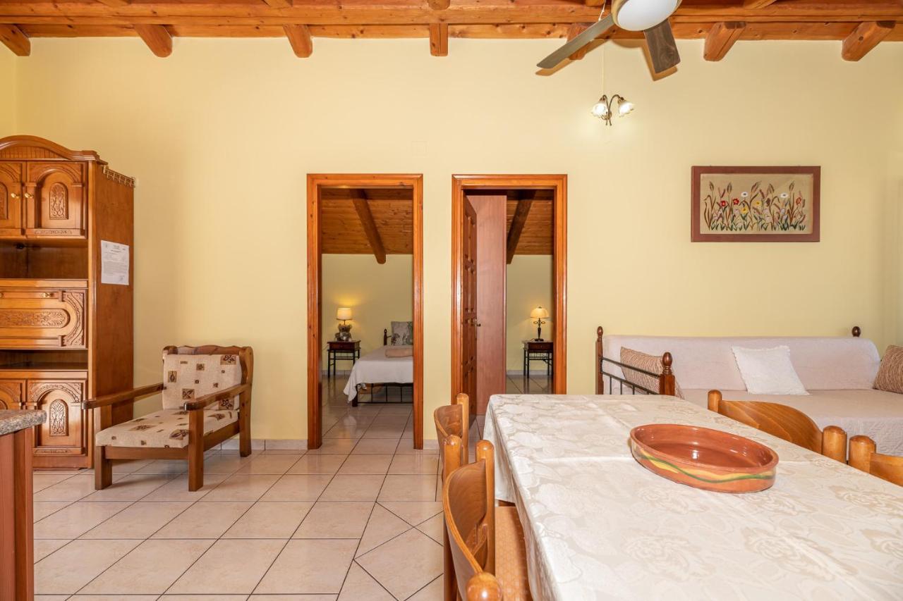 Vasilikí Arazzo Apartments מראה חיצוני תמונה