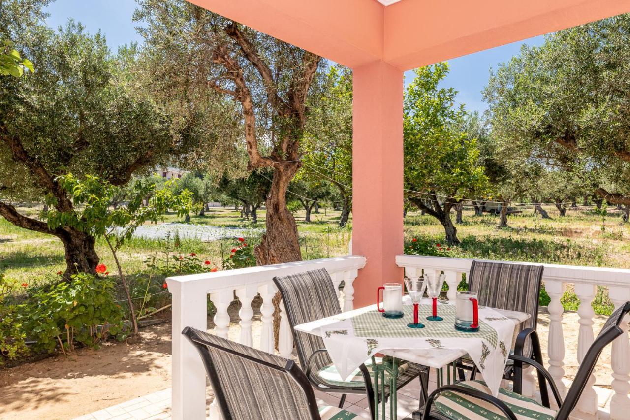 Vasilikí Arazzo Apartments מראה חיצוני תמונה